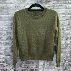 Banana Republic Hunter Green long sleeve sweater